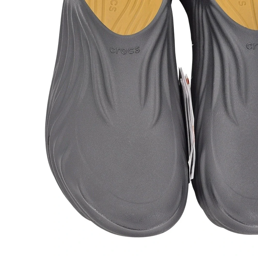 Crocs Echo Wave Clogs Black Sand Adult Men's Size 11 Shoes 210521-0LD Unisex